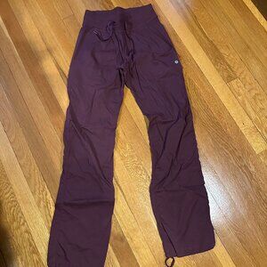 NWOT Lululemon Old School Vintage Dance Studio Pants unlined 2 Reg Maroonish